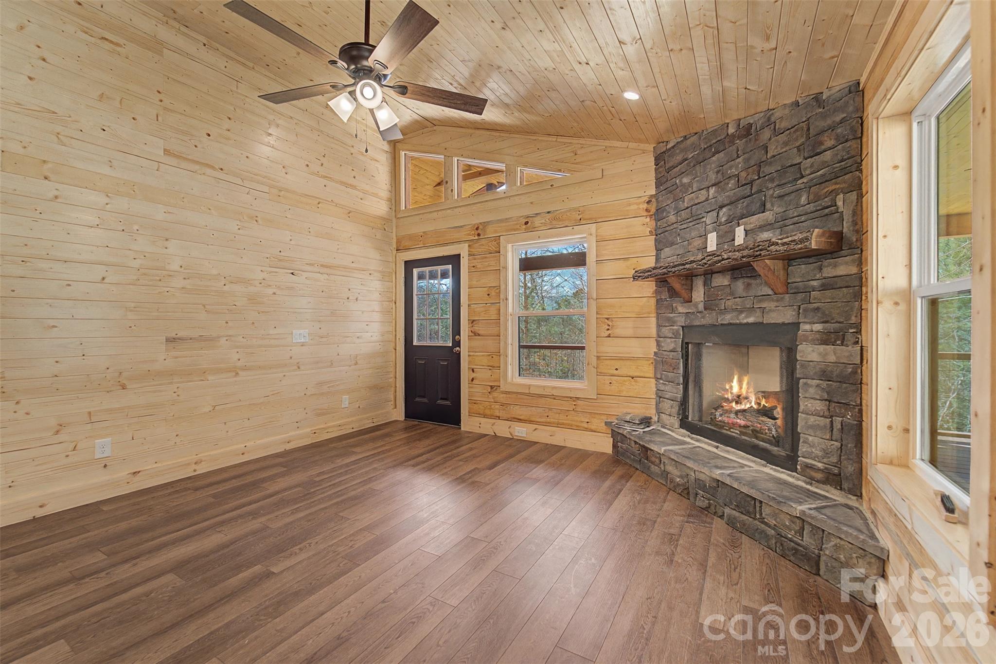 677 Ridgetop Circle — Whittier