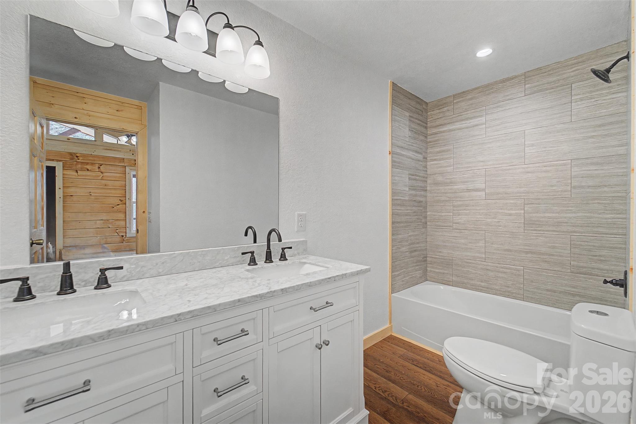 677 Ridgetop Circle — Whittier