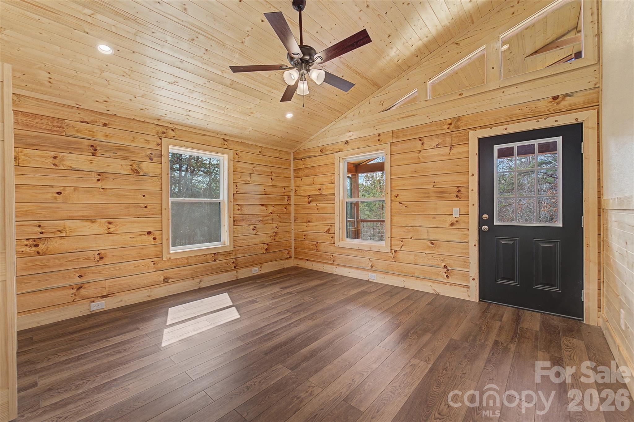 677 Ridgetop Circle — Whittier