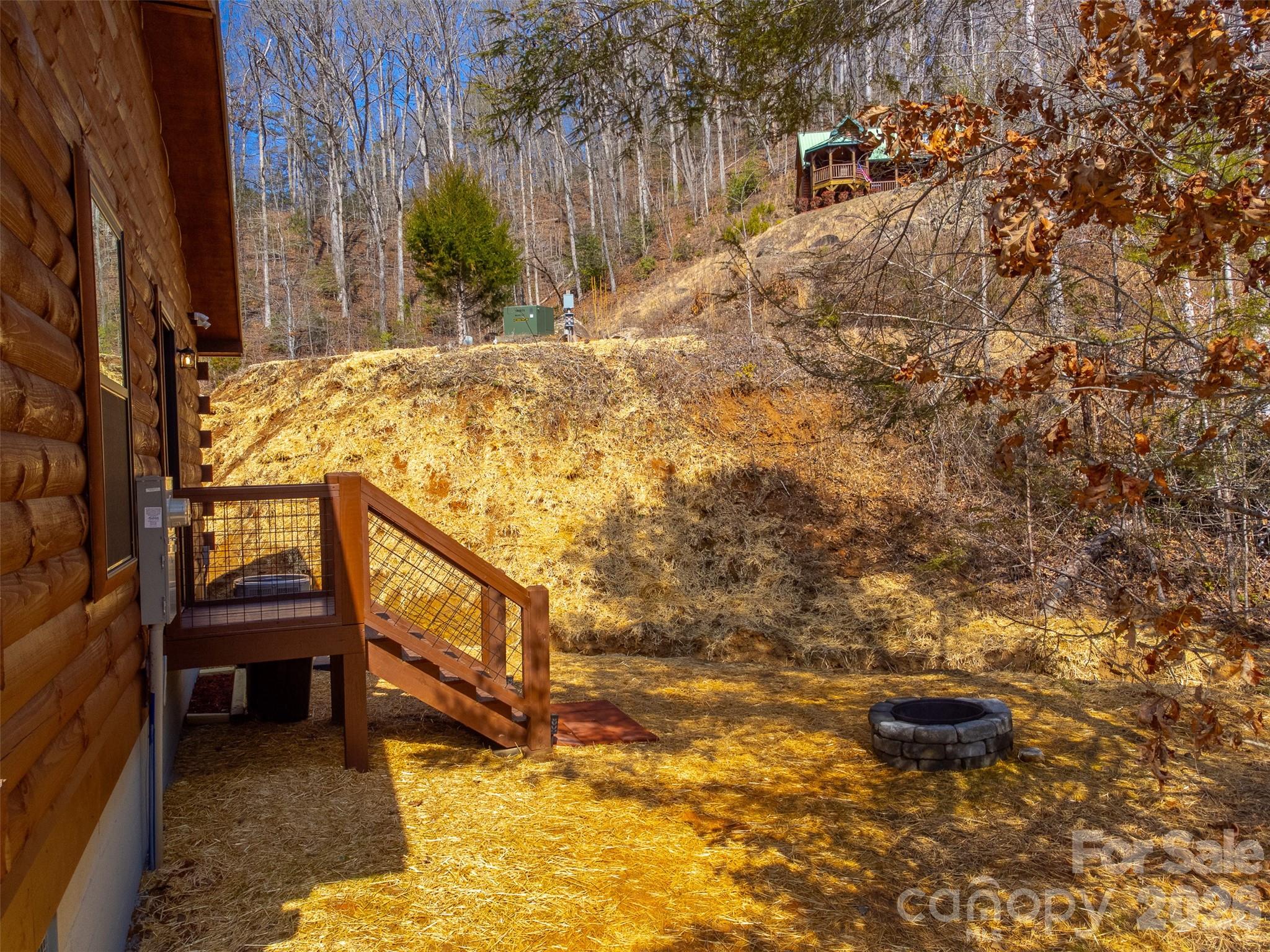677 Ridgetop Circle — Whittier