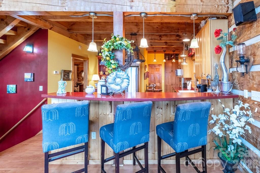 1783 W Cliff Road — Cullowhee