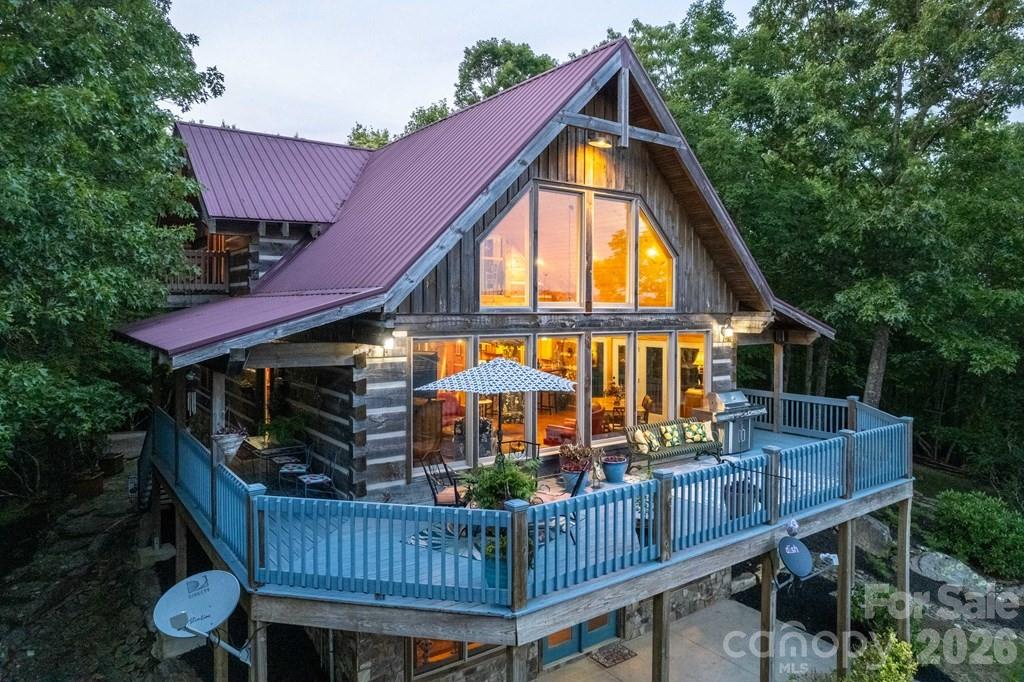 1783 W Cliff Road — Cullowhee