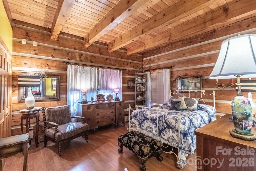 1783 W Cliff Road — Cullowhee
