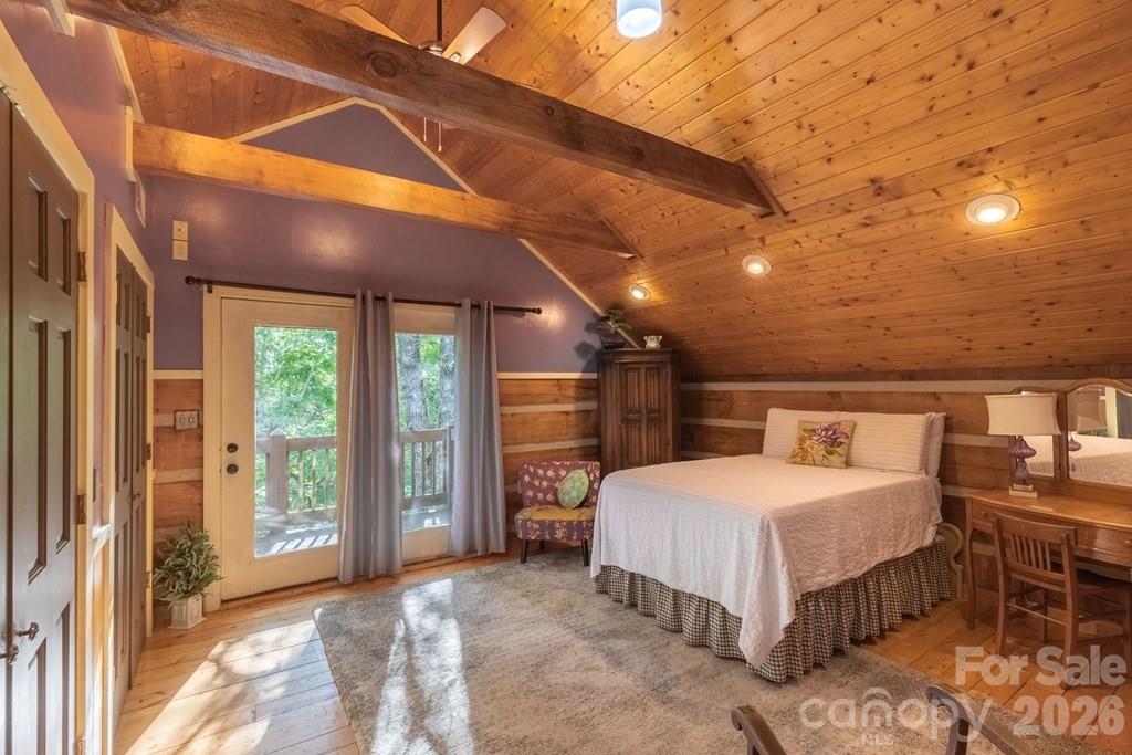 1783 W Cliff Road — Cullowhee