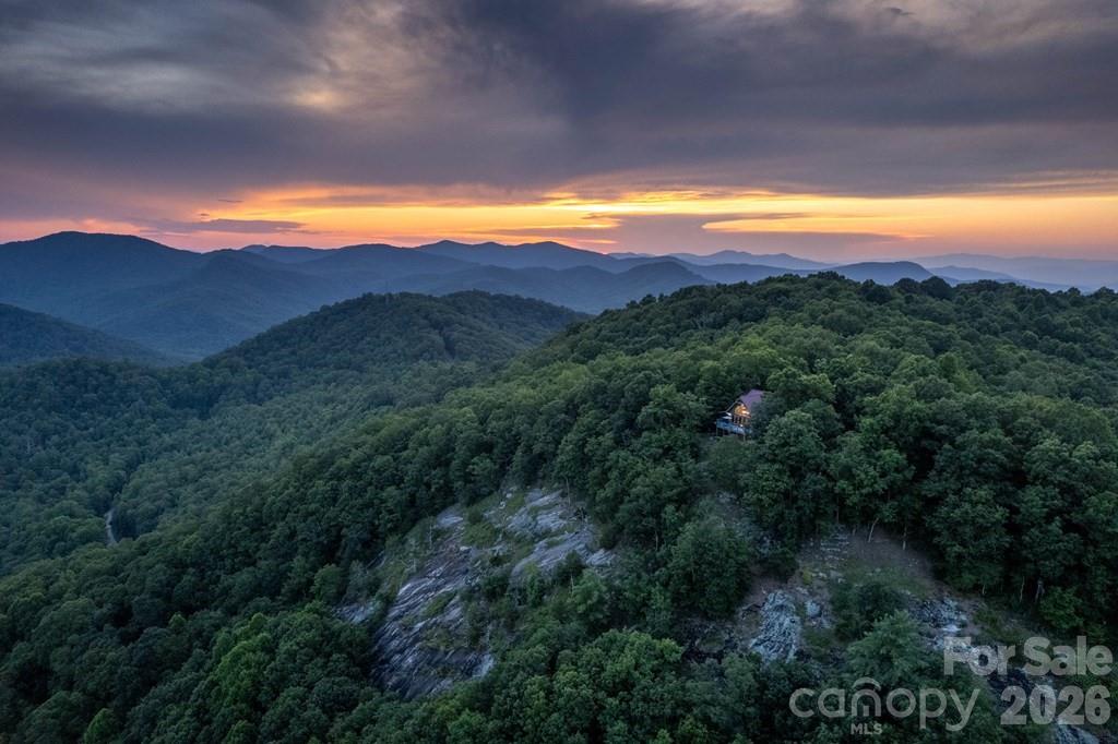 1783 W Cliff Road — Cullowhee
