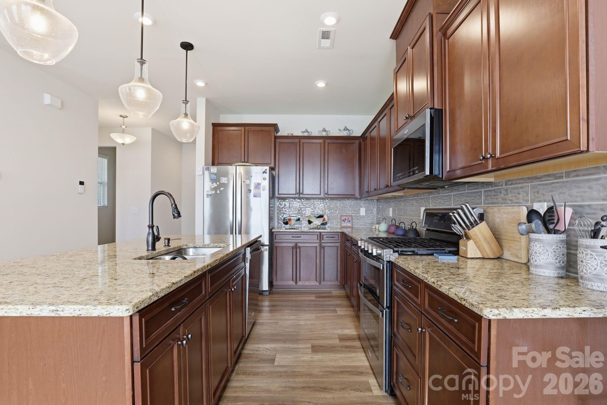 11110 Chalkbark Lane — Charlotte