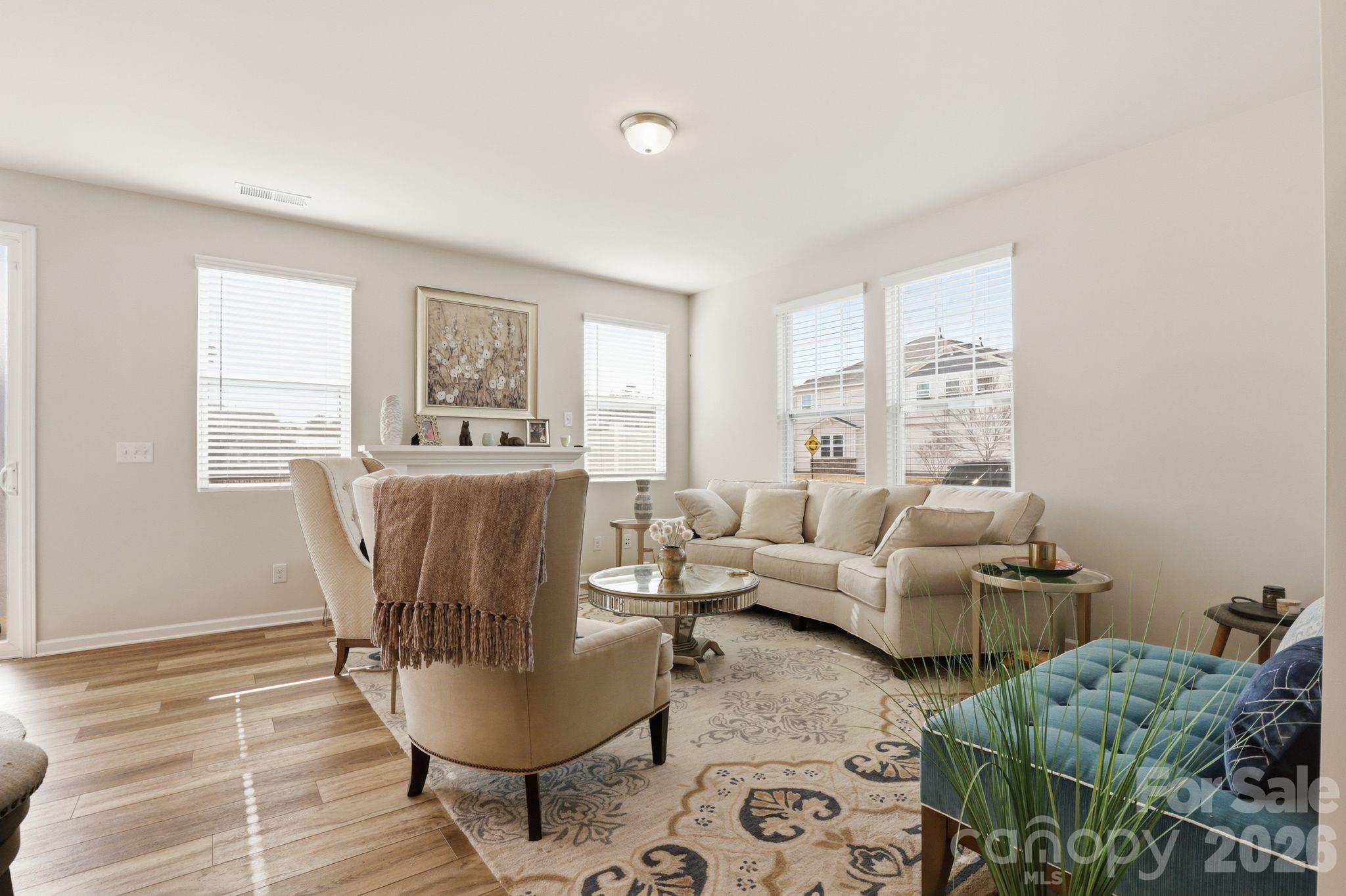 11110 Chalkbark Lane — Charlotte