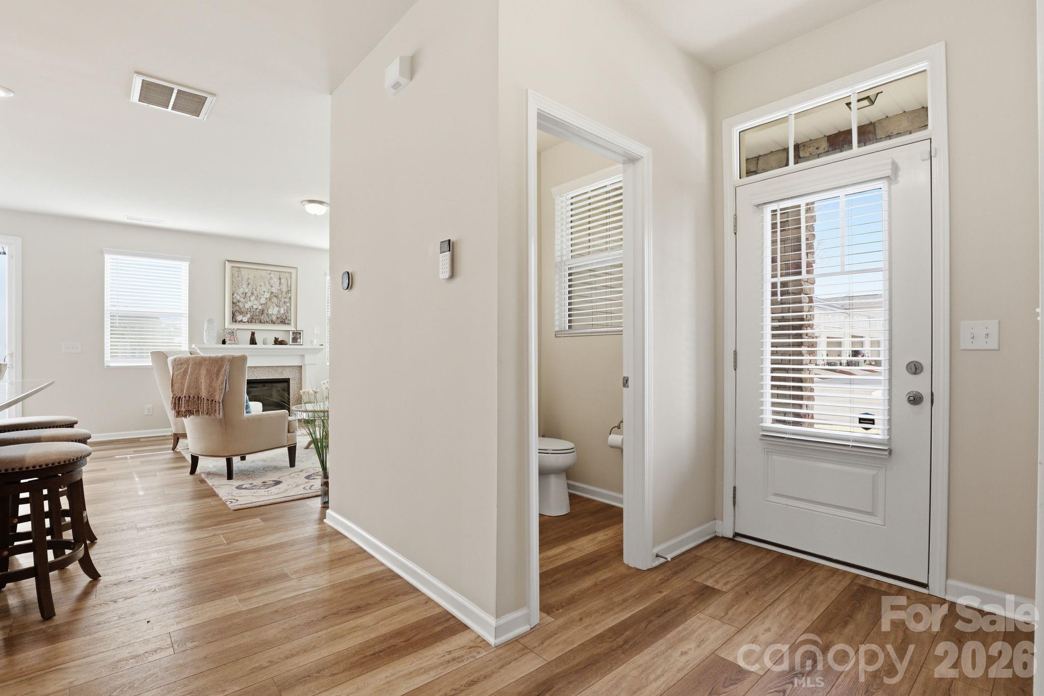 11110 Chalkbark Lane — Charlotte