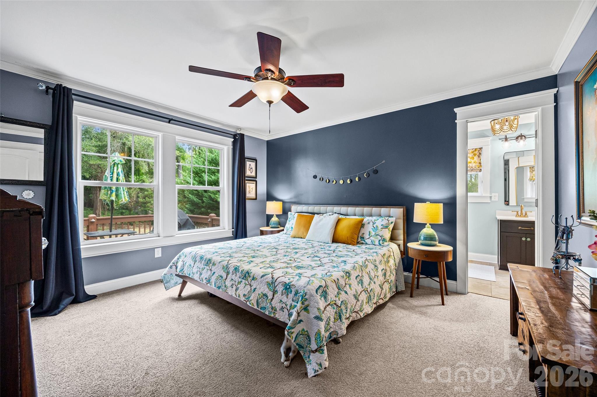 206 W Woodrow Avenue — Belmont