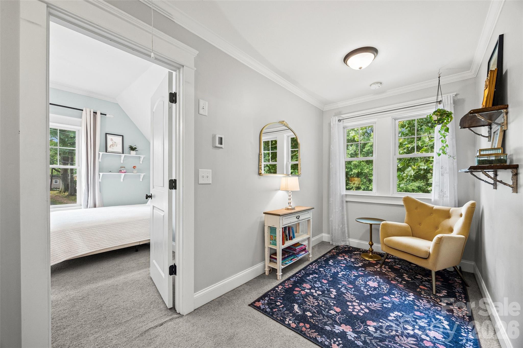 206 W Woodrow Avenue — Belmont