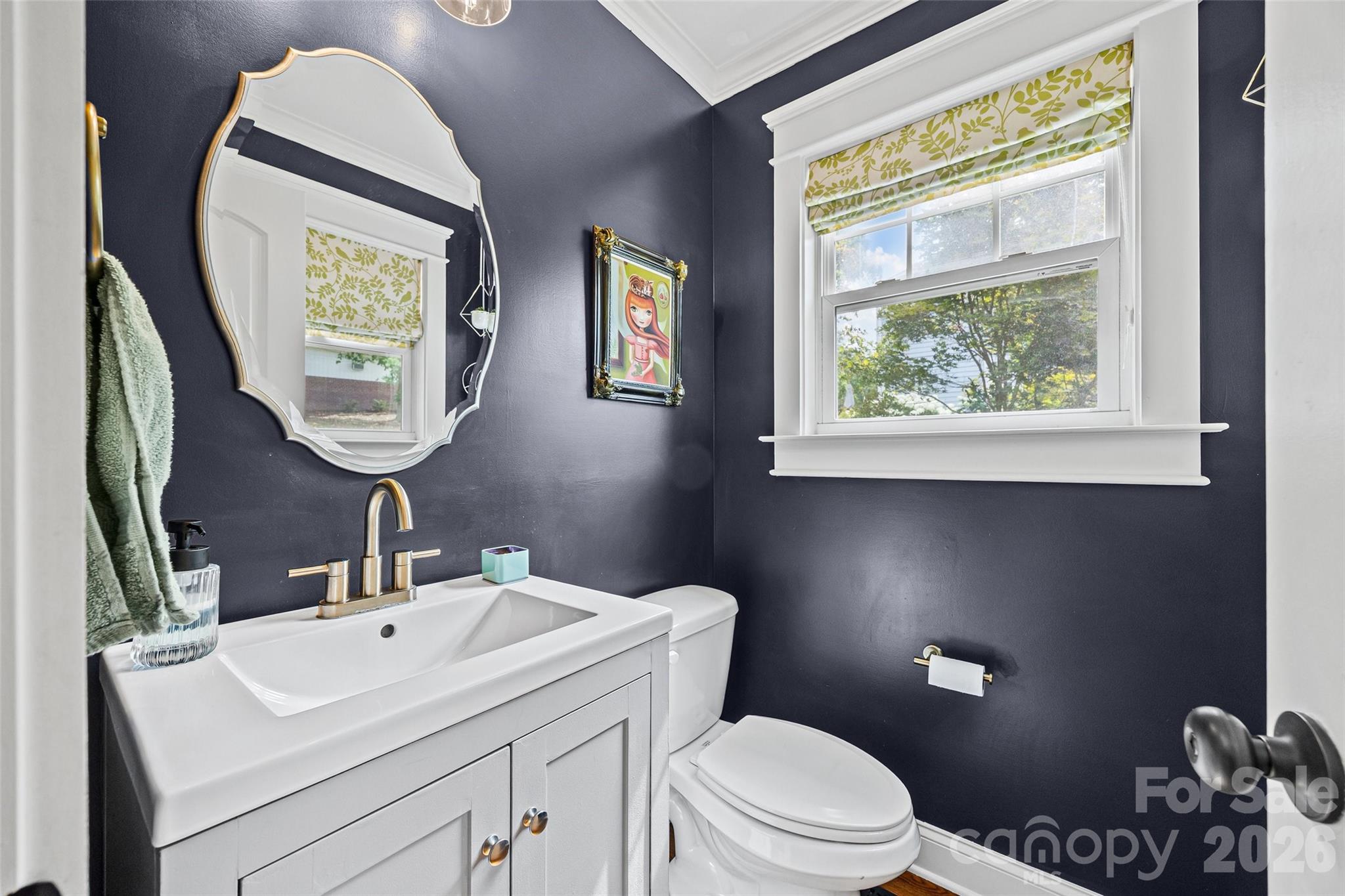 206 W Woodrow Avenue — Belmont