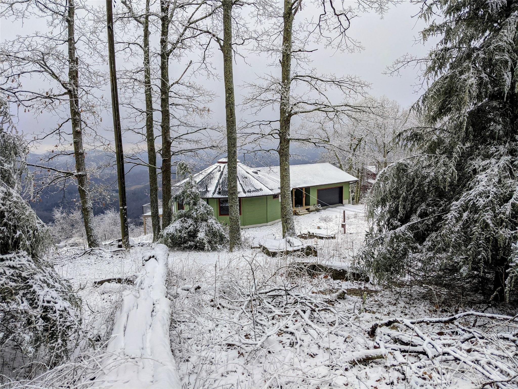 448 Howards Knob Road — Boone