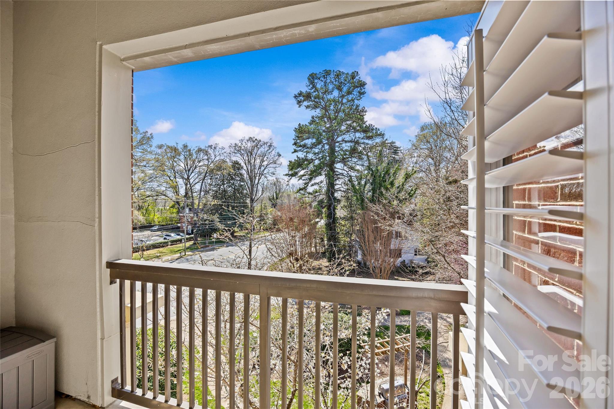 2994 Selwyn Avenue — Charlotte