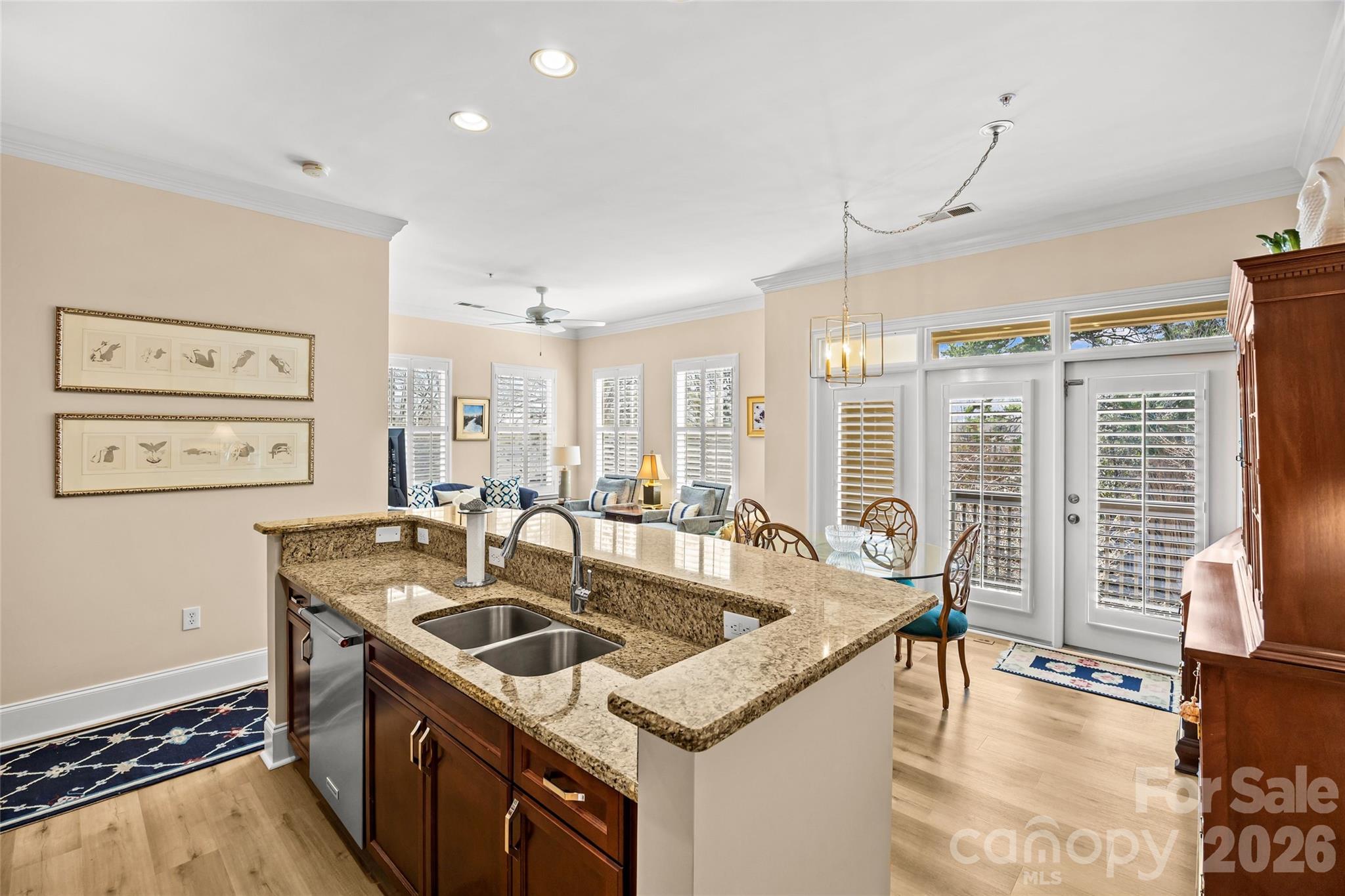 2994 Selwyn Avenue — Charlotte