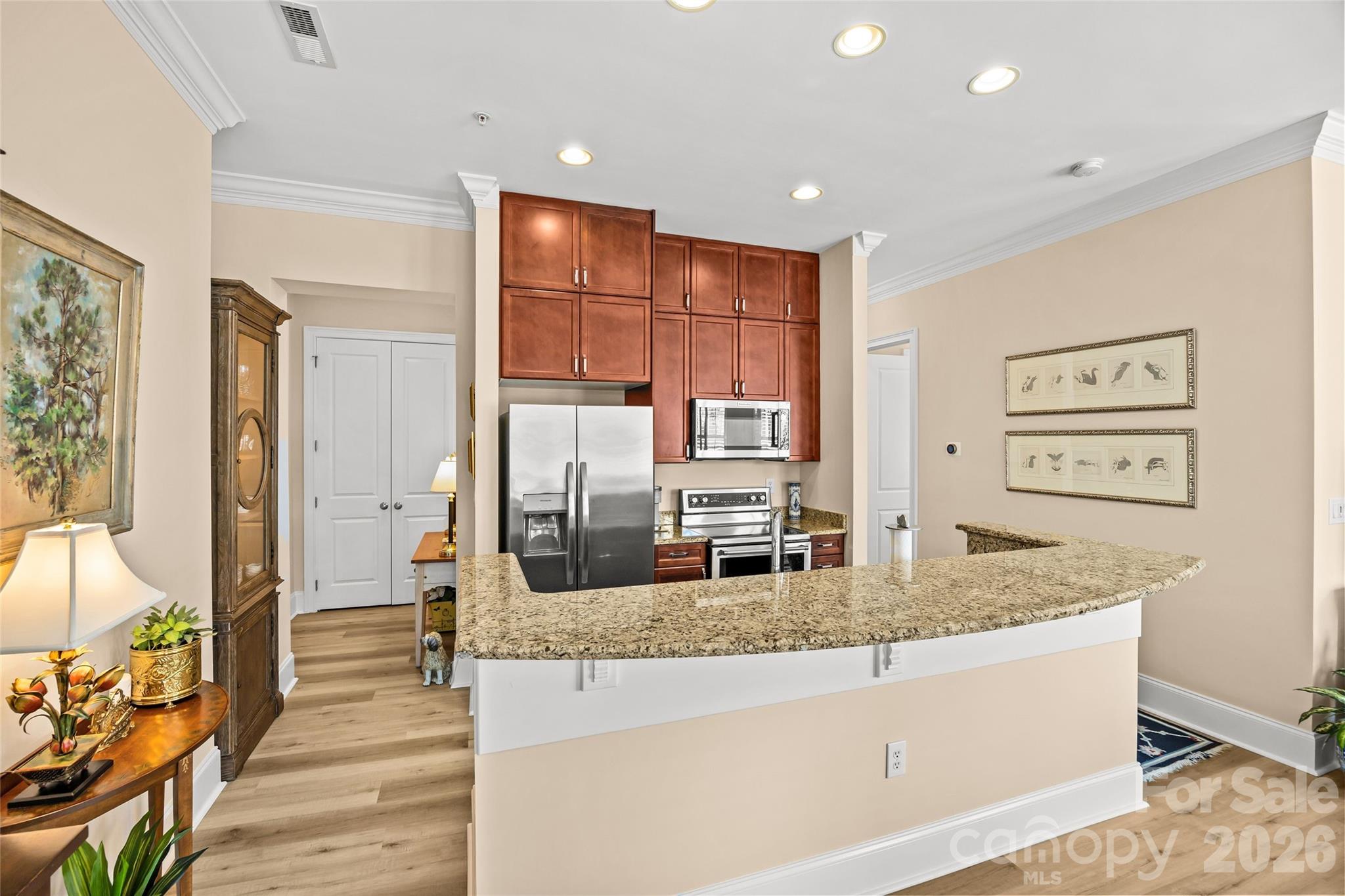 2994 Selwyn Avenue — Charlotte