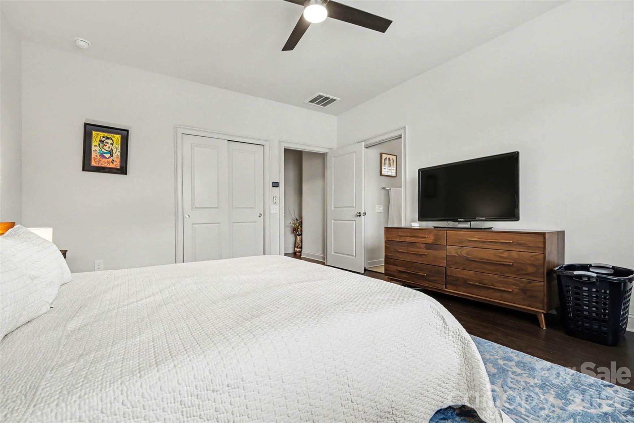 3030 Fairview Villa Court — Charlotte