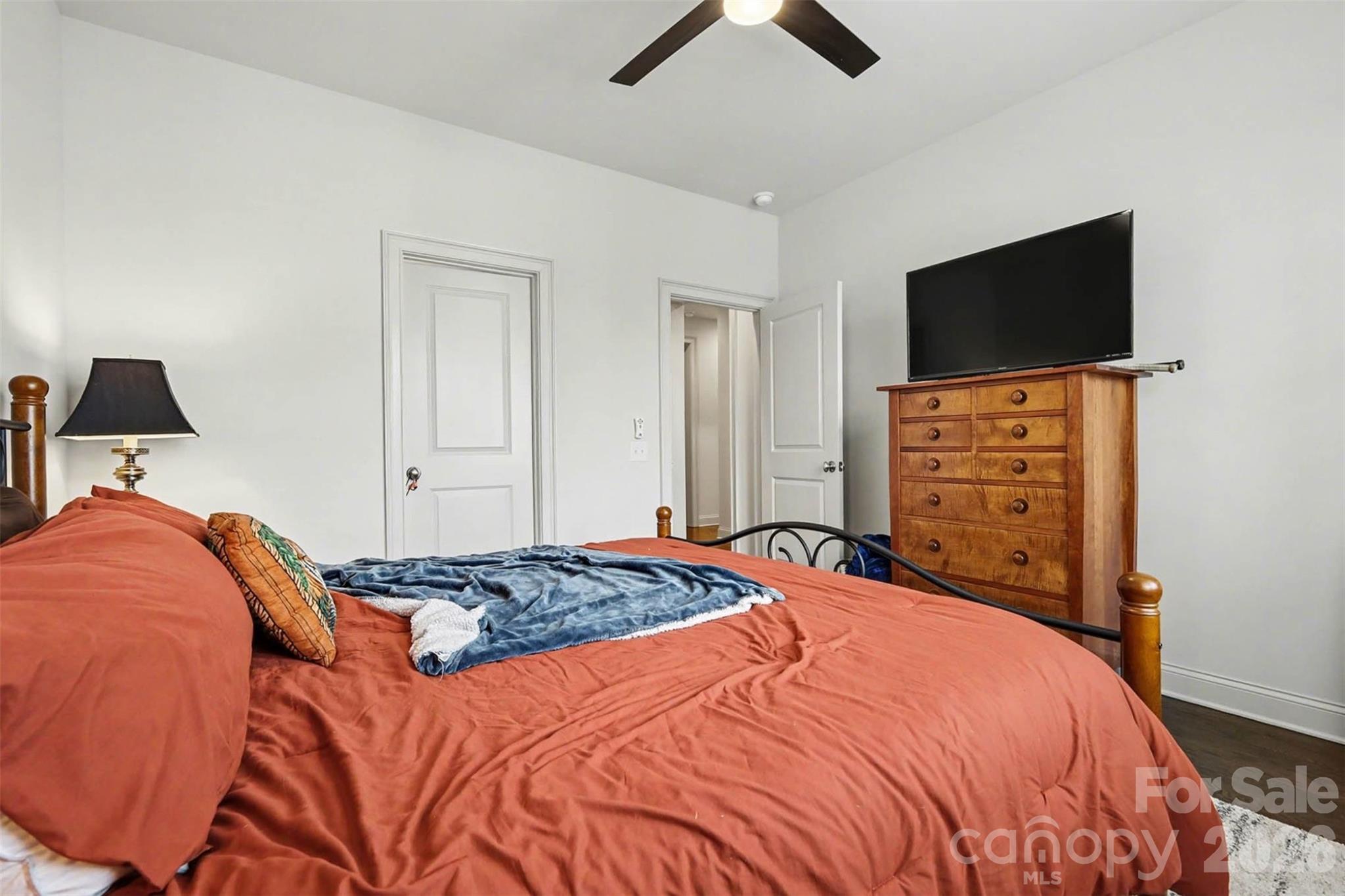 3030 Fairview Villa Court — Charlotte