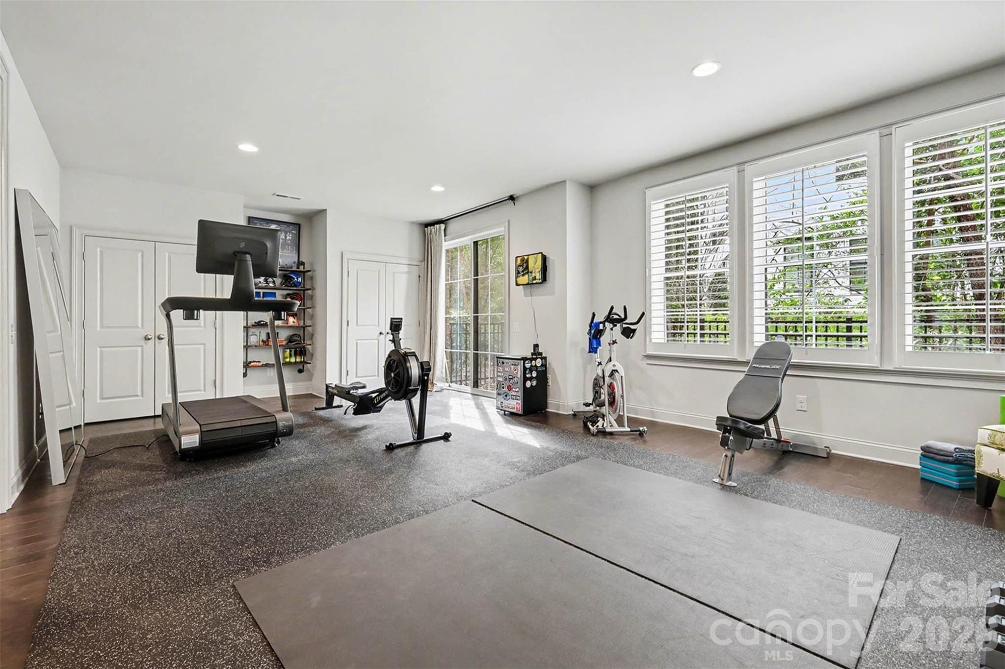 3030 Fairview Villa Court — Charlotte