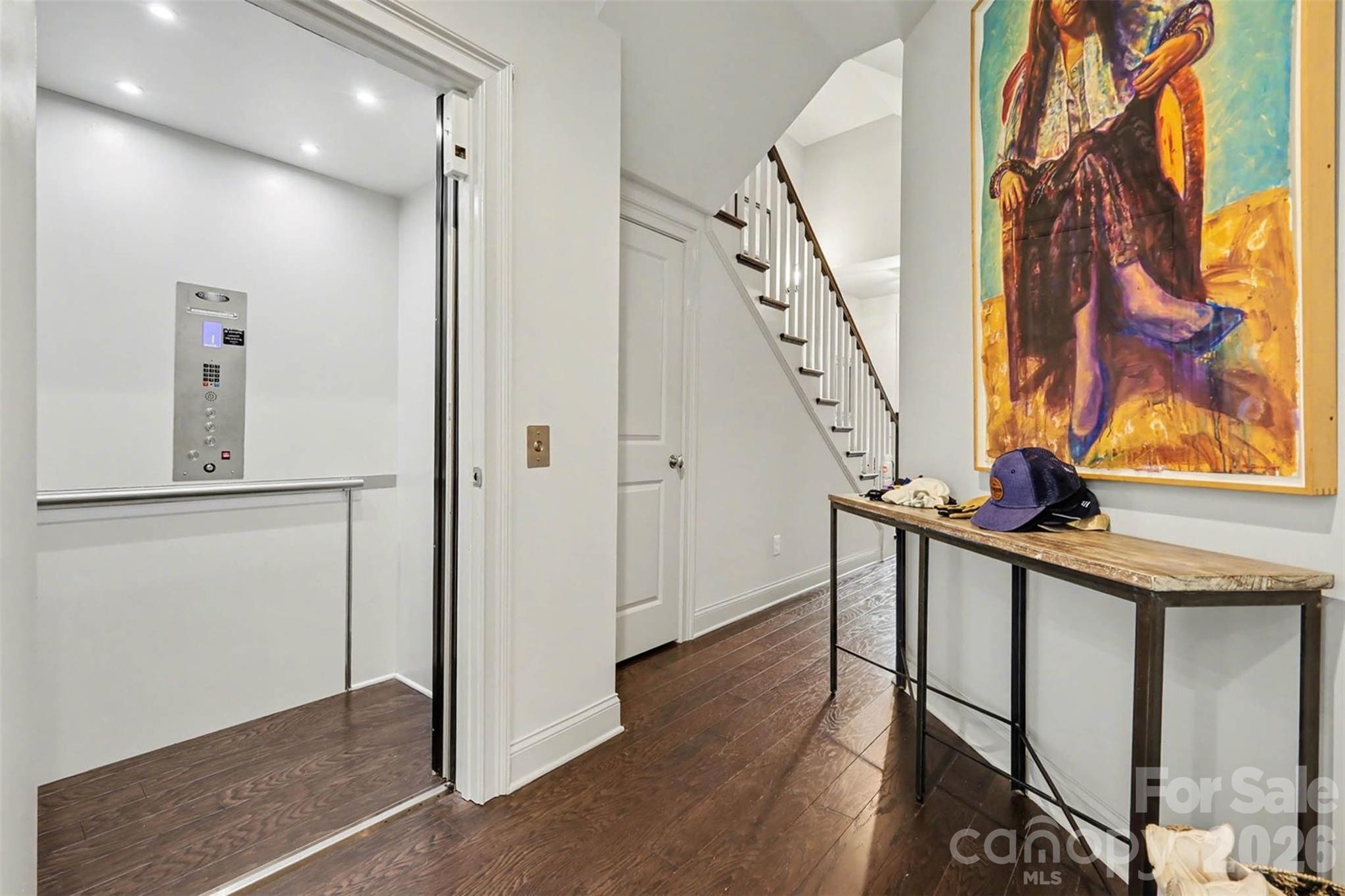 3030 Fairview Villa Court — Charlotte