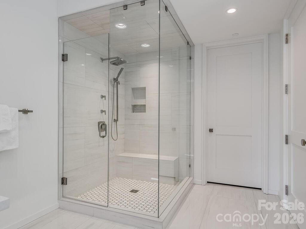 1333 Queens Road #D1 — Charlotte
