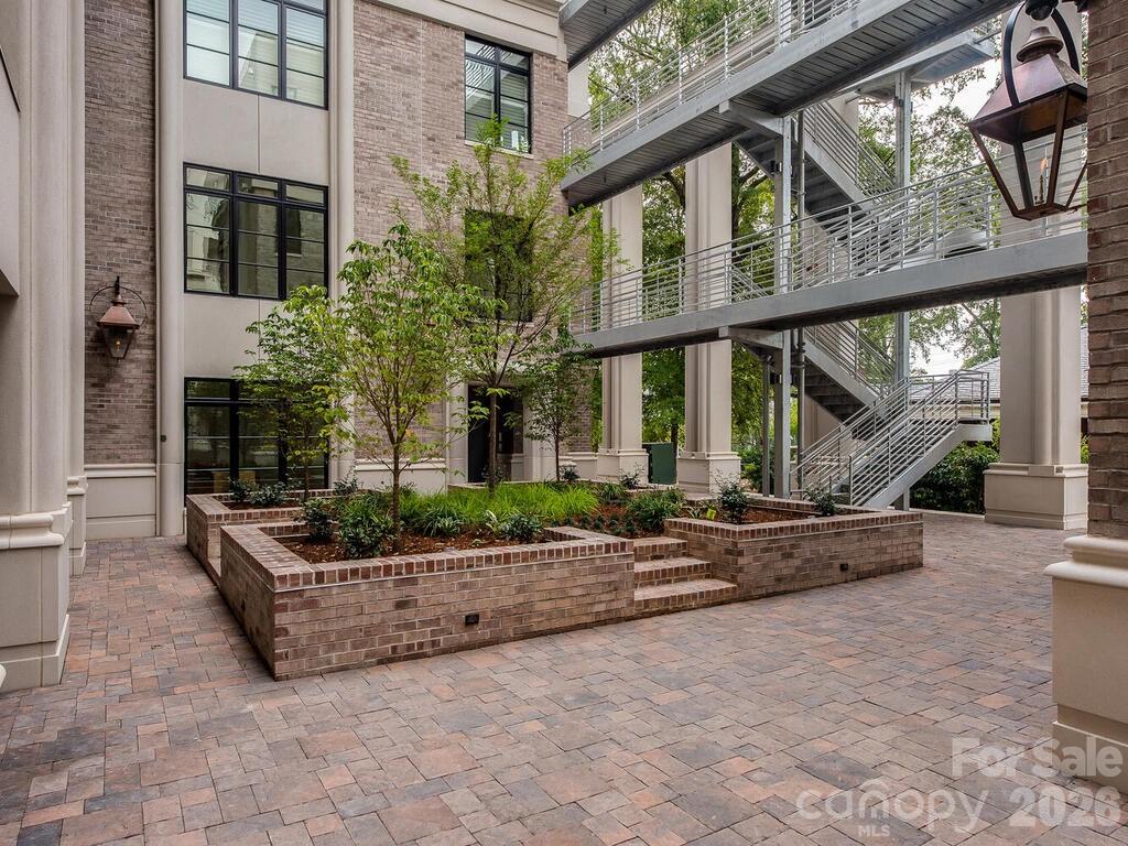 1333 Queens Road #D1 — Charlotte