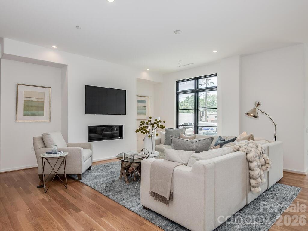 1333 Queens Road #D1 — Charlotte