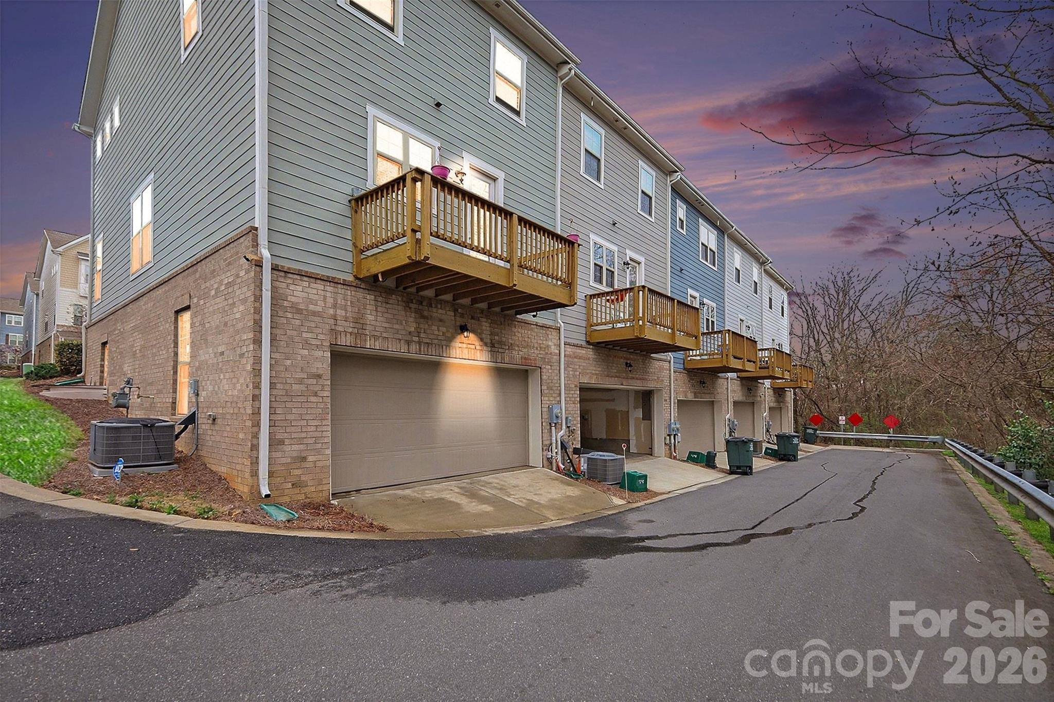 9524 Ainslie Downs Street — Charlotte