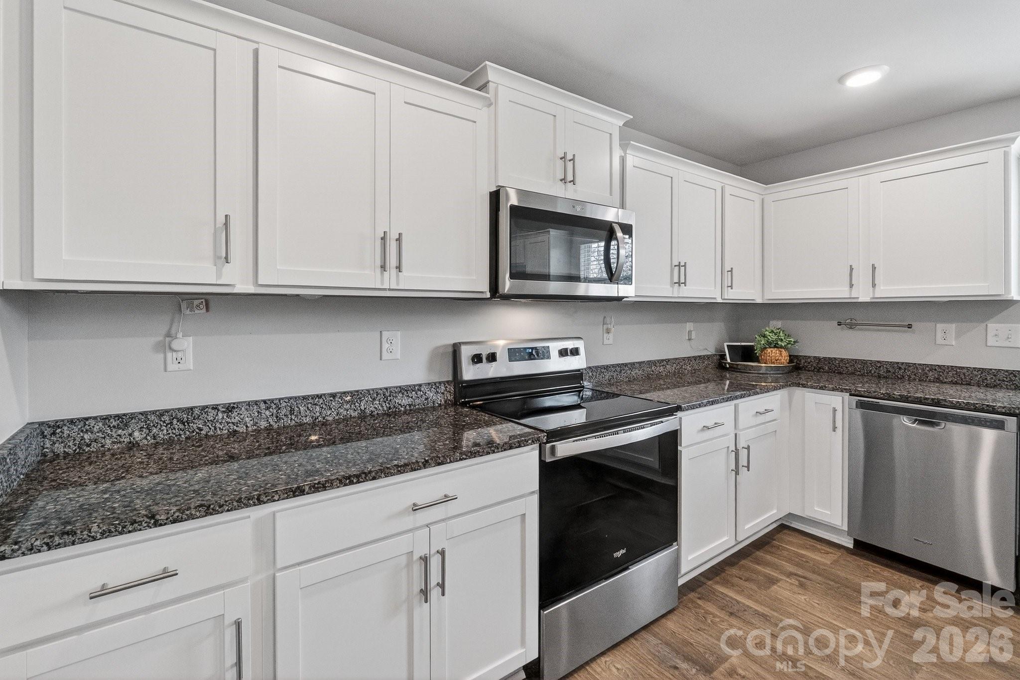 405 Bennington Drive — Stanley