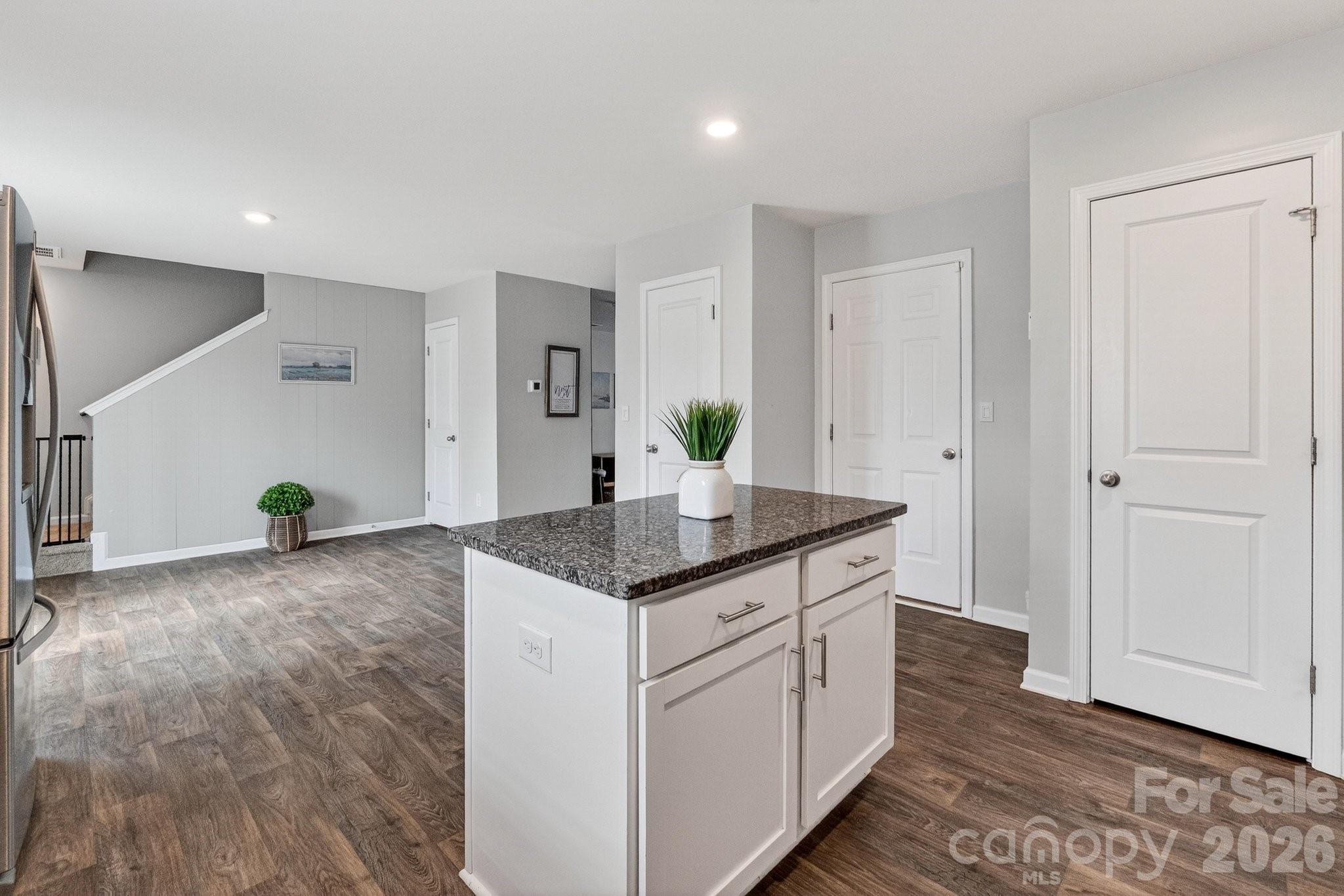 405 Bennington Drive — Stanley