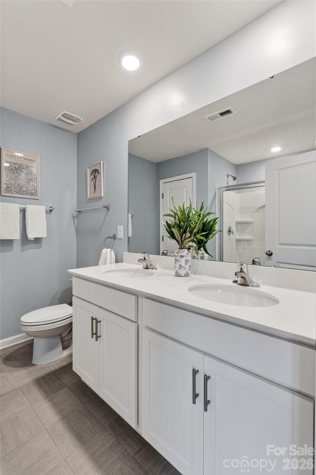 405 Bennington Drive — Stanley