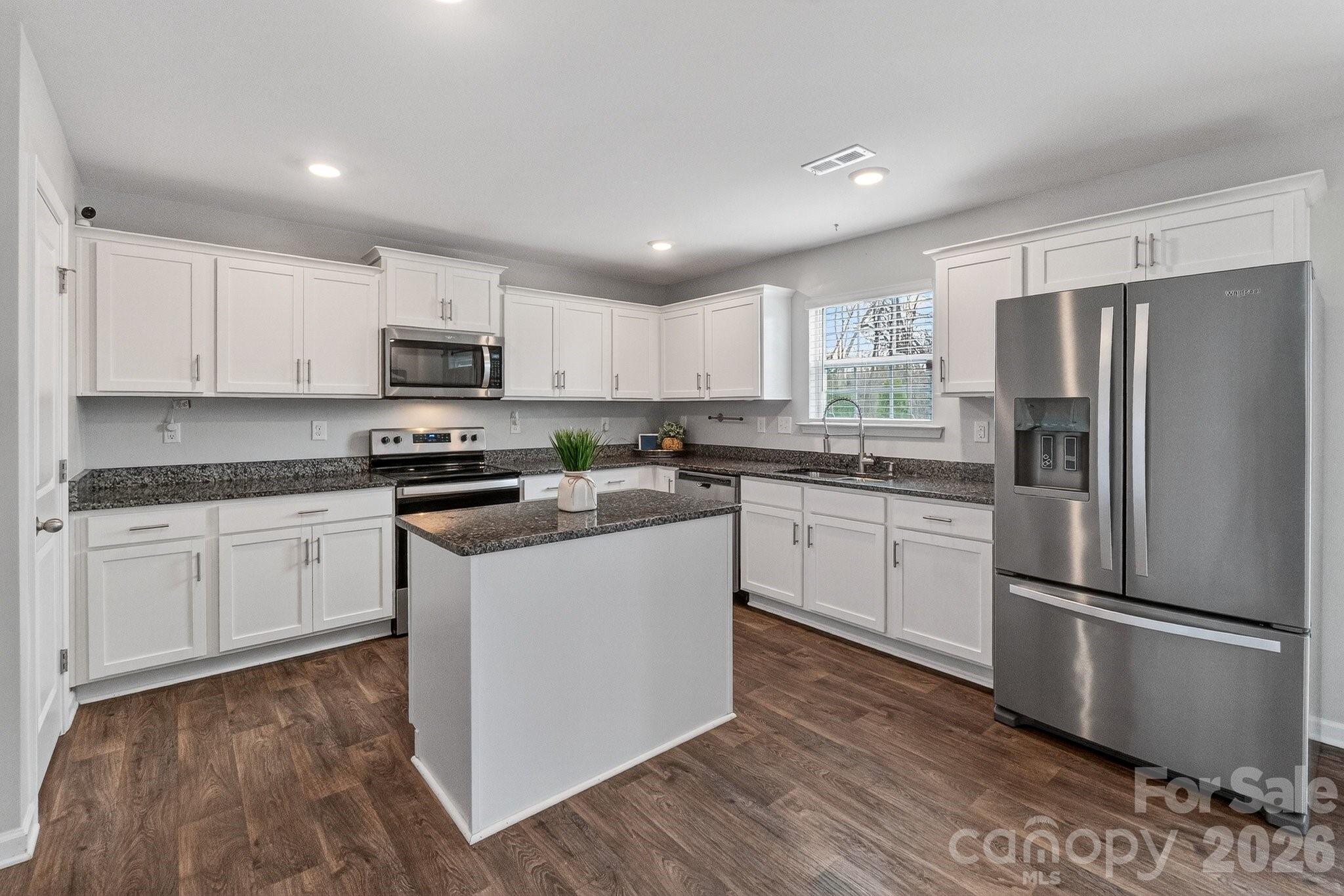 405 Bennington Drive — Stanley