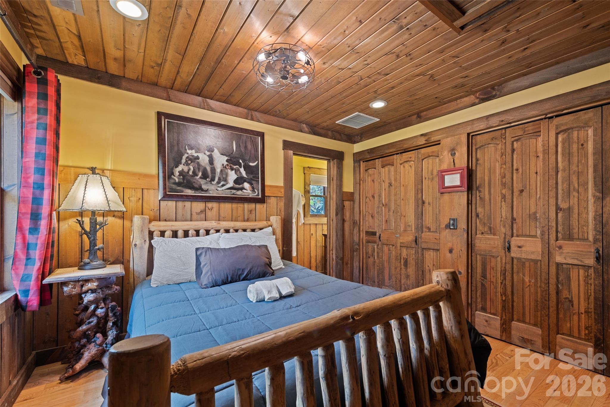 12 Victoria Rose Lane — Waynesville