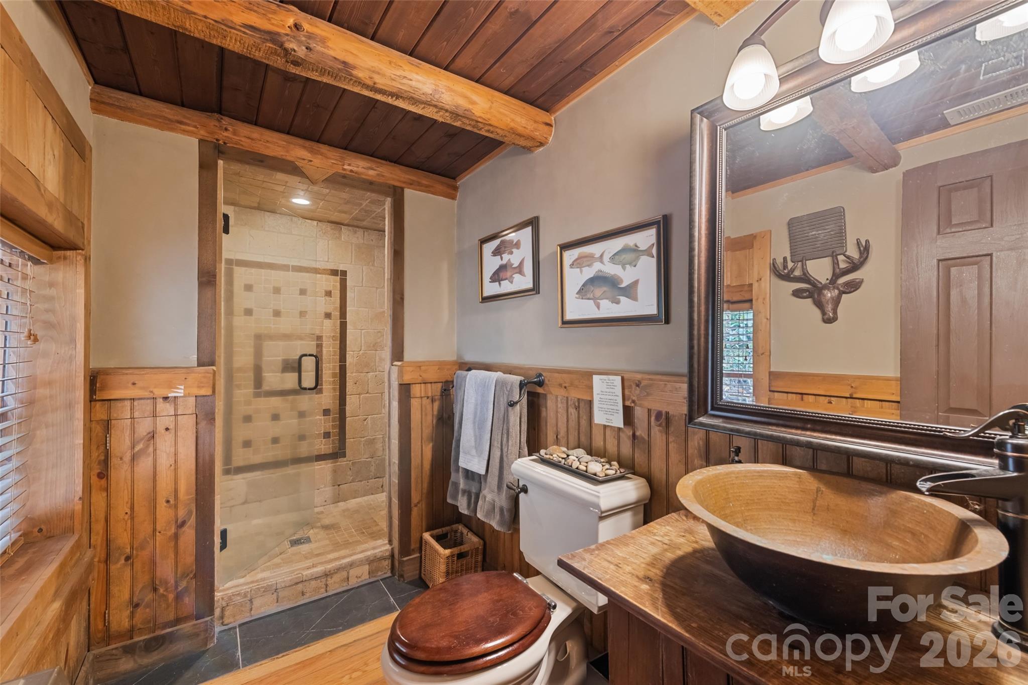 12 Victoria Rose Lane — Waynesville
