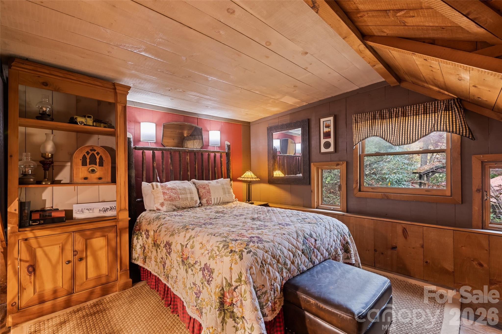 12 Victoria Rose Lane — Waynesville