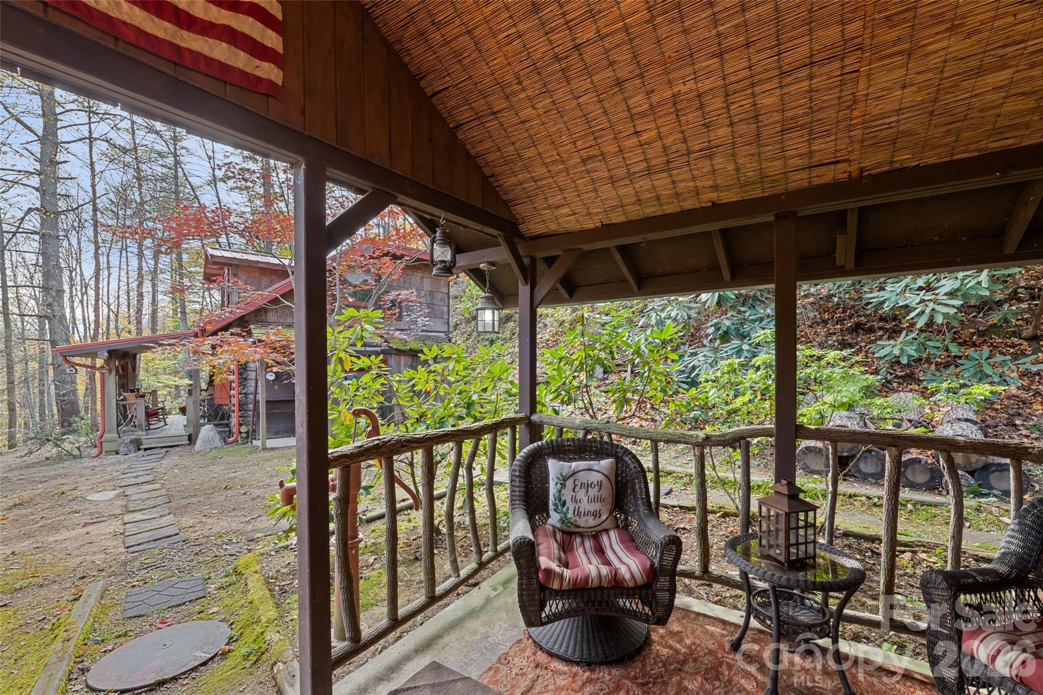 12 Victoria Rose Lane — Waynesville