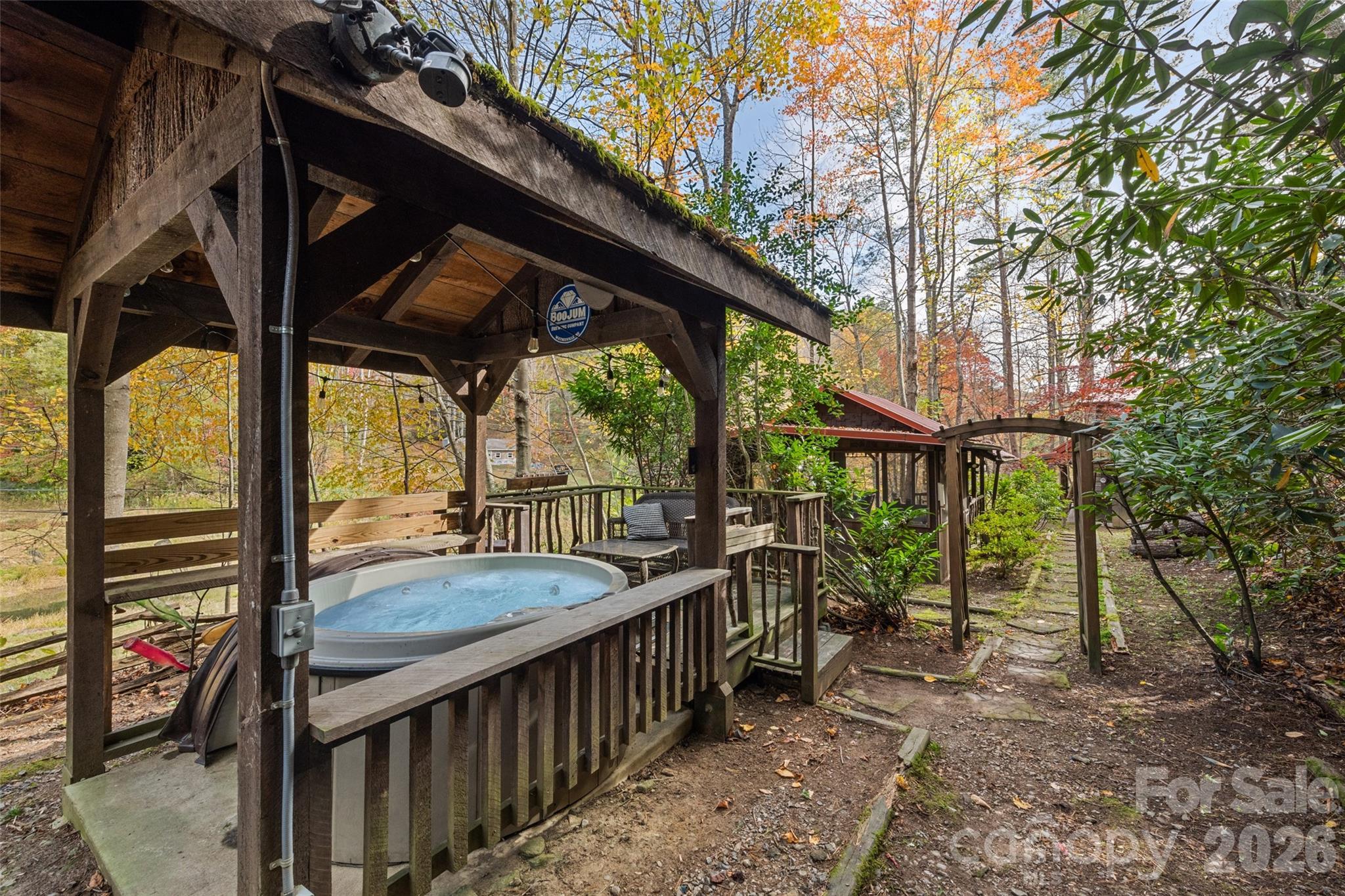 12 Victoria Rose Lane — Waynesville