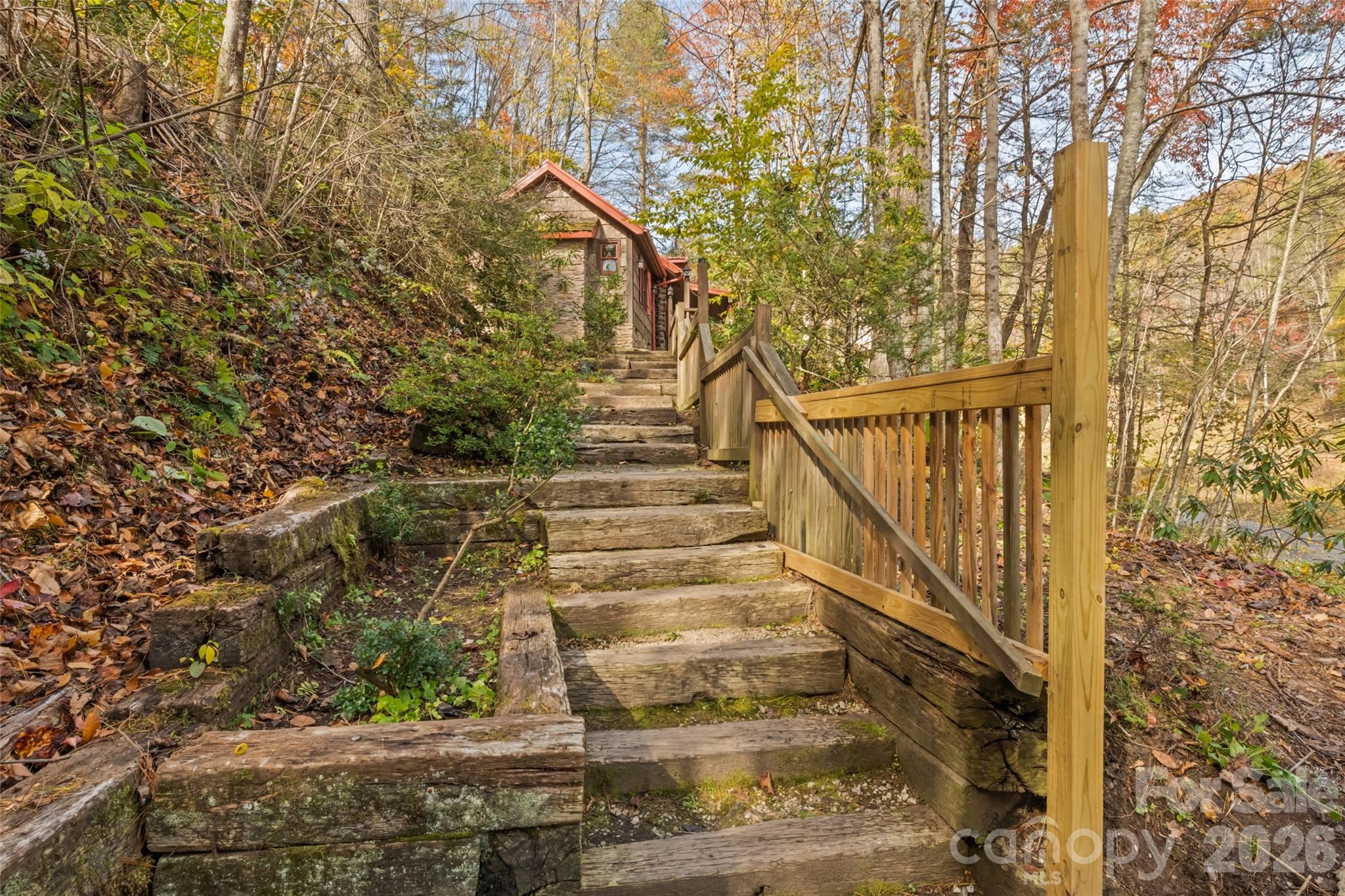 12 Victoria Rose Lane — Waynesville