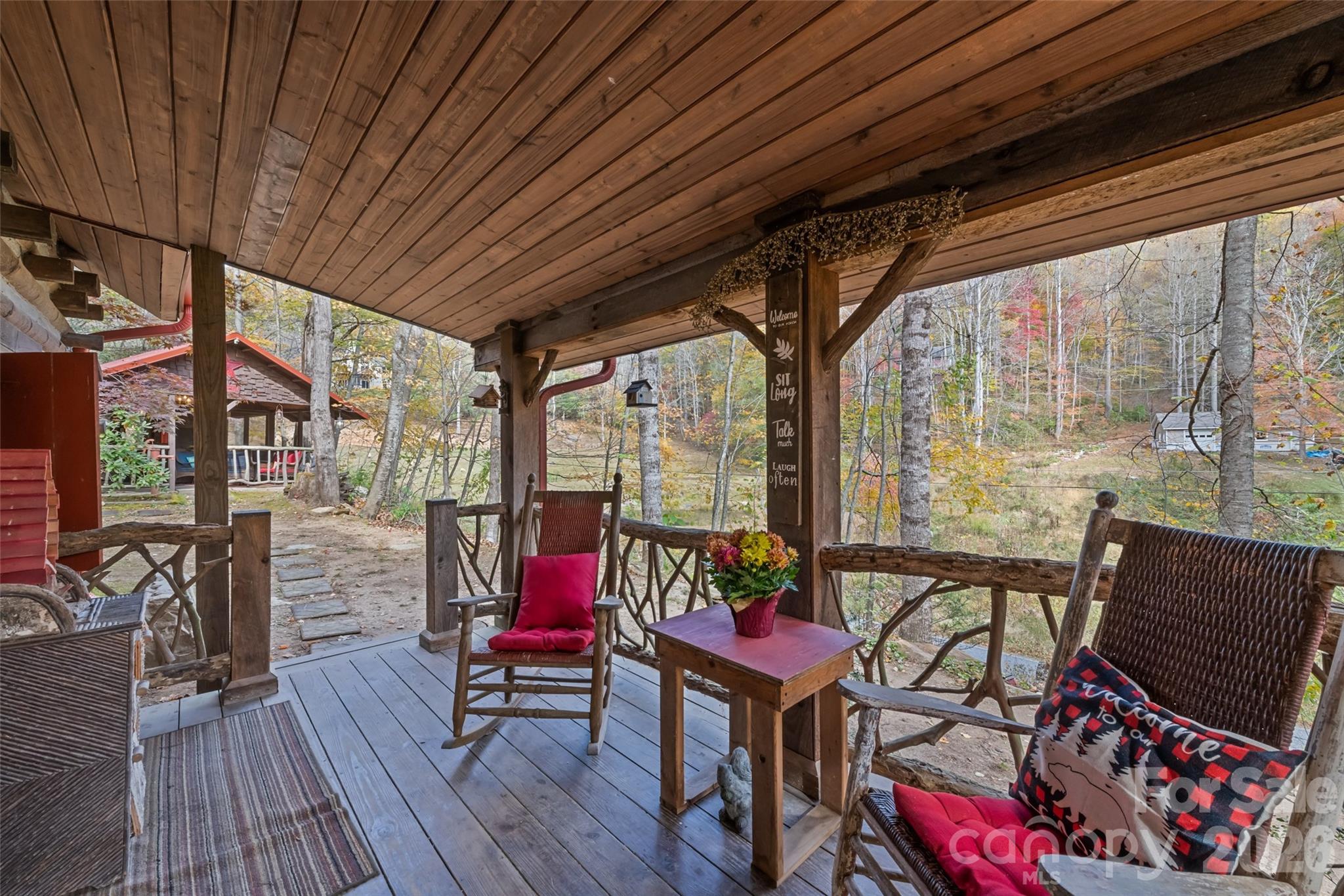 12 Victoria Rose Lane — Waynesville