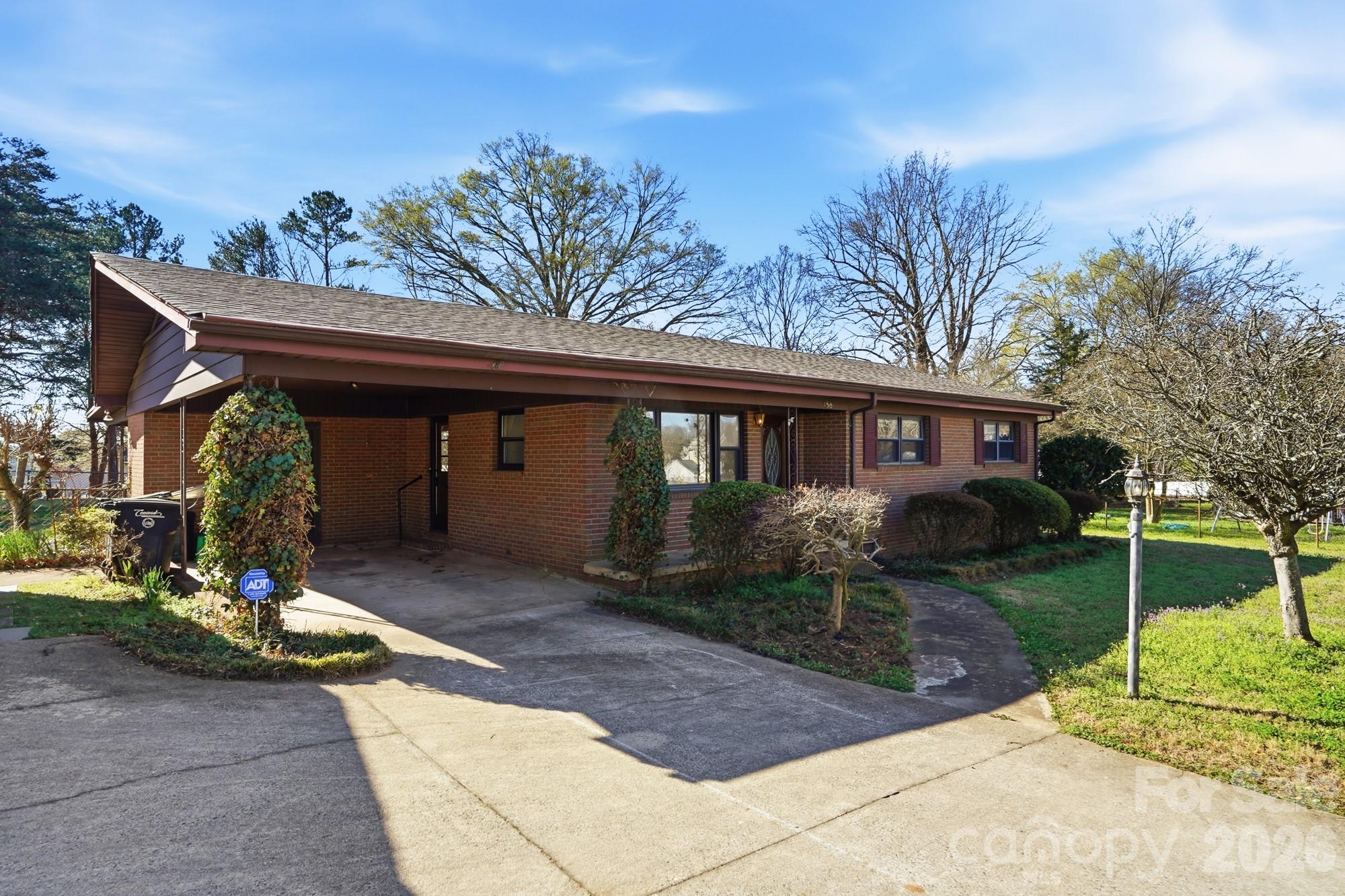 456 Debra Circle SW — Concord
