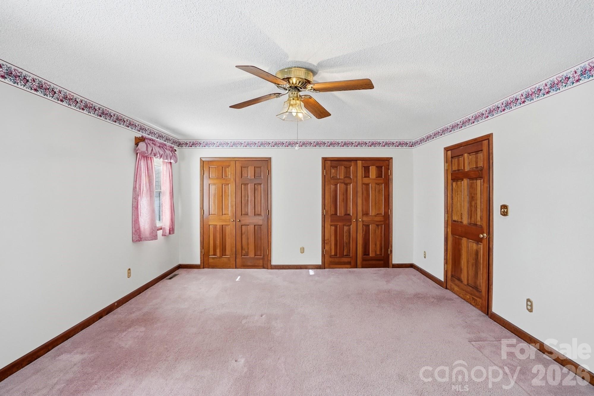 456 Debra Circle SW — Concord