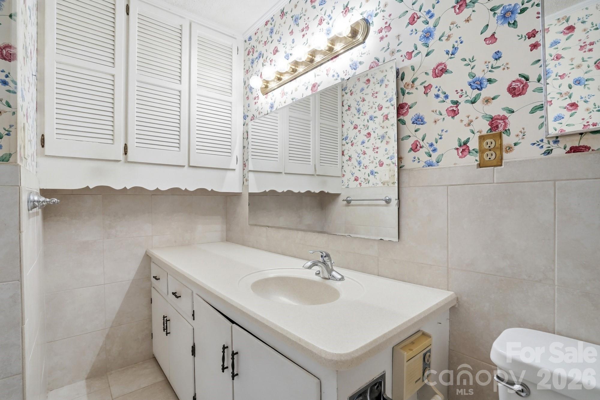 456 Debra Circle SW — Concord