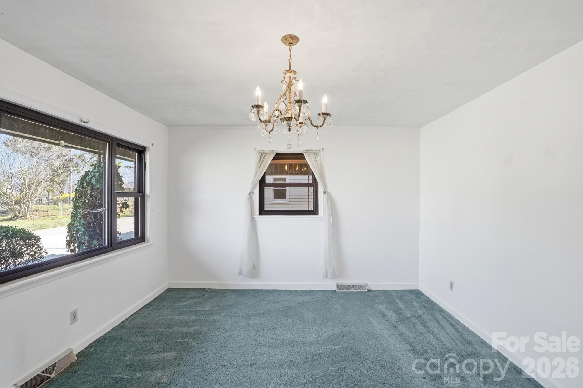 456 Debra Circle SW — Concord