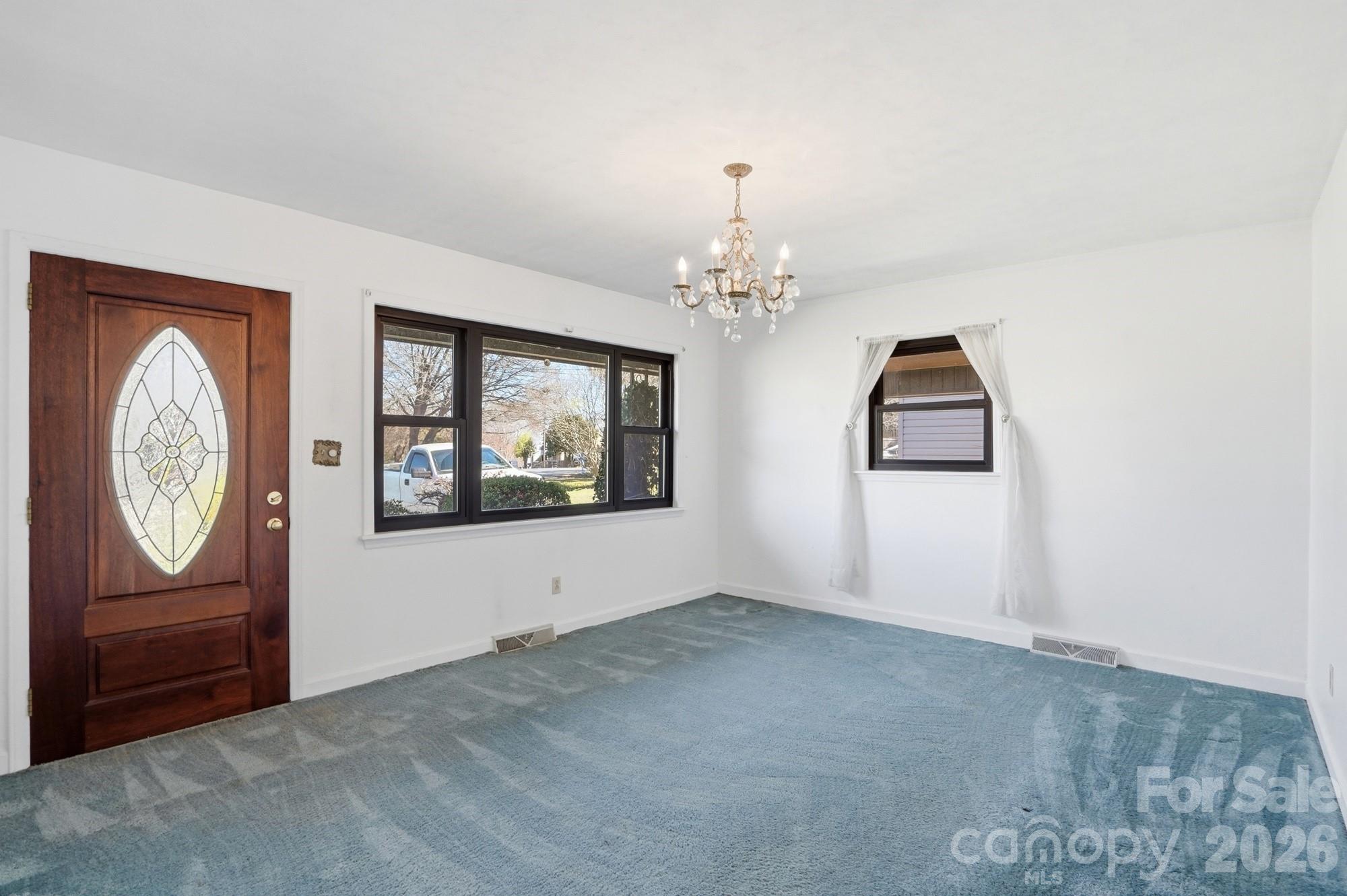 456 Debra Circle SW — Concord