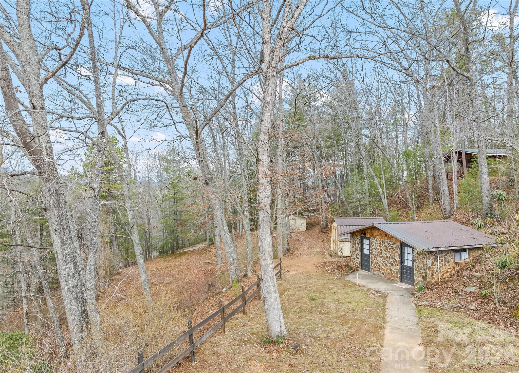 171 Fortner Road — Bryson City