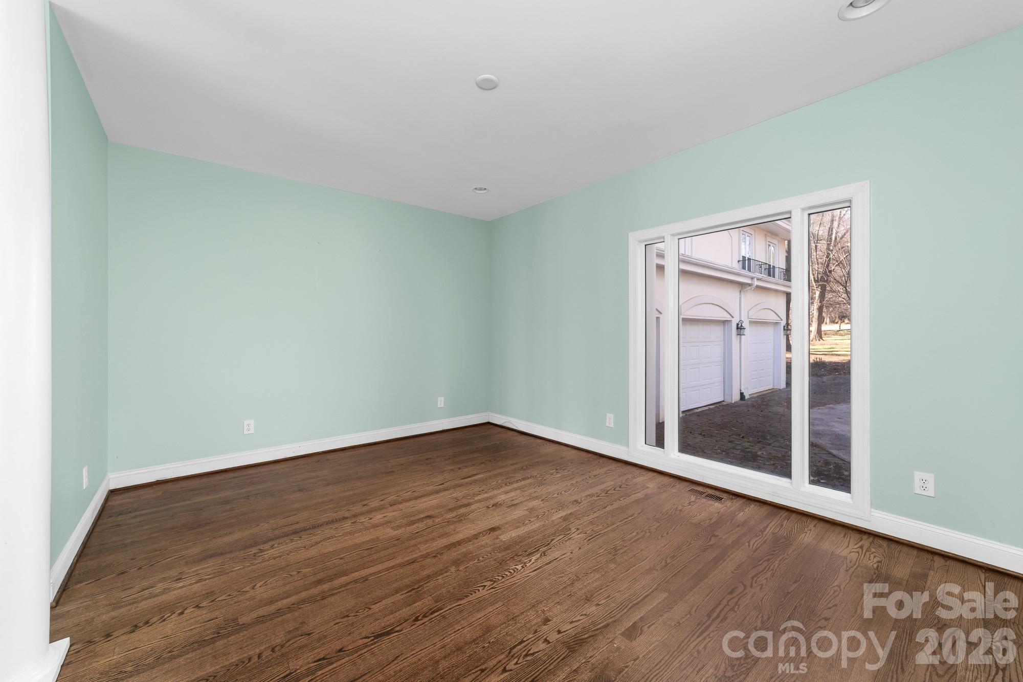 132 Clearwater Lane — Mooresville