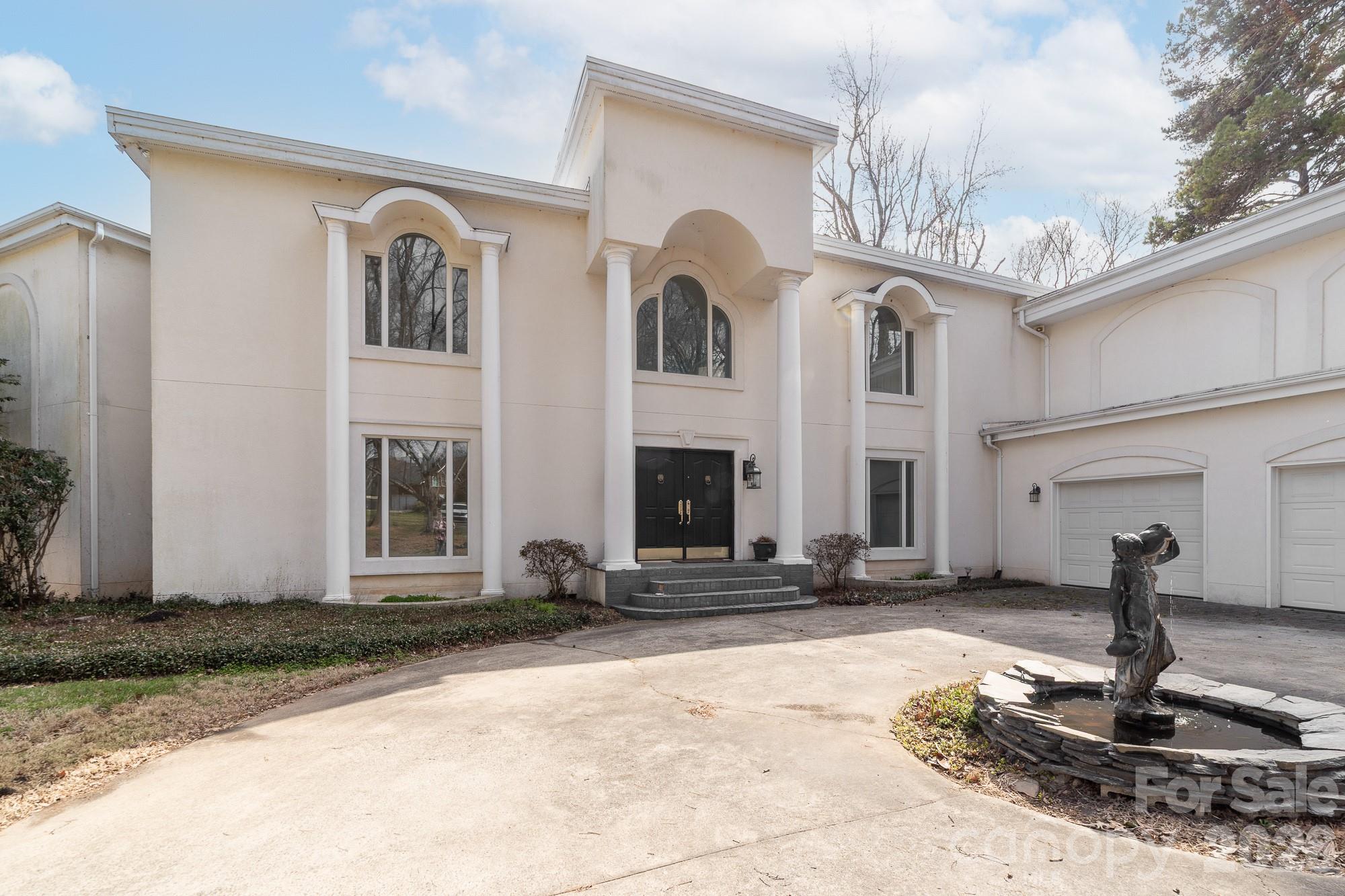132 Clearwater Lane — Mooresville