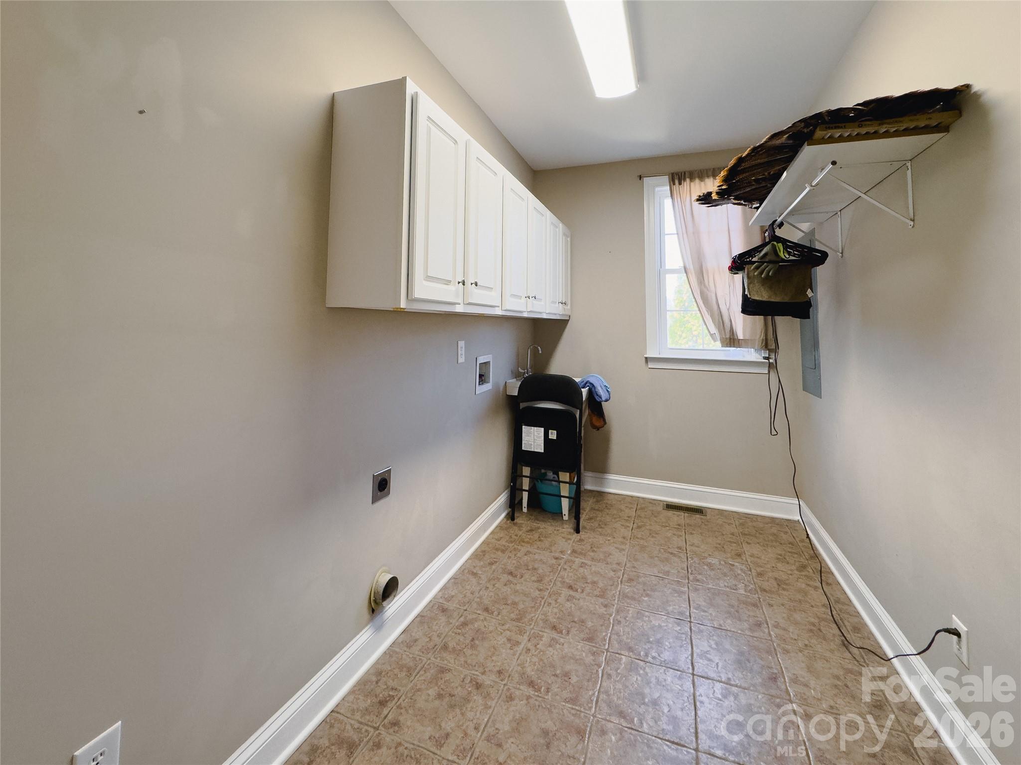 140 Hunters Hill Drive — Statesville