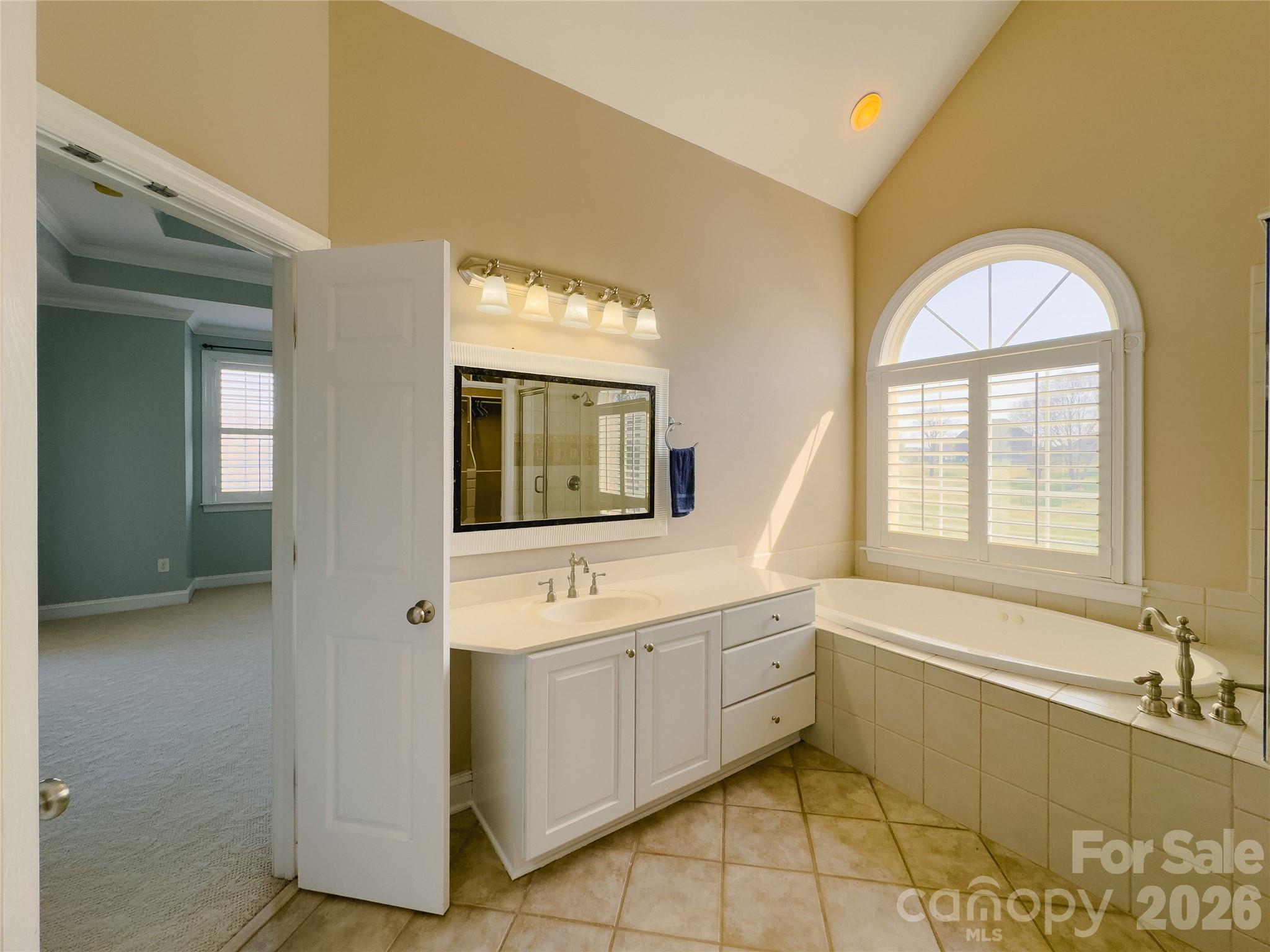 140 Hunters Hill Drive — Statesville
