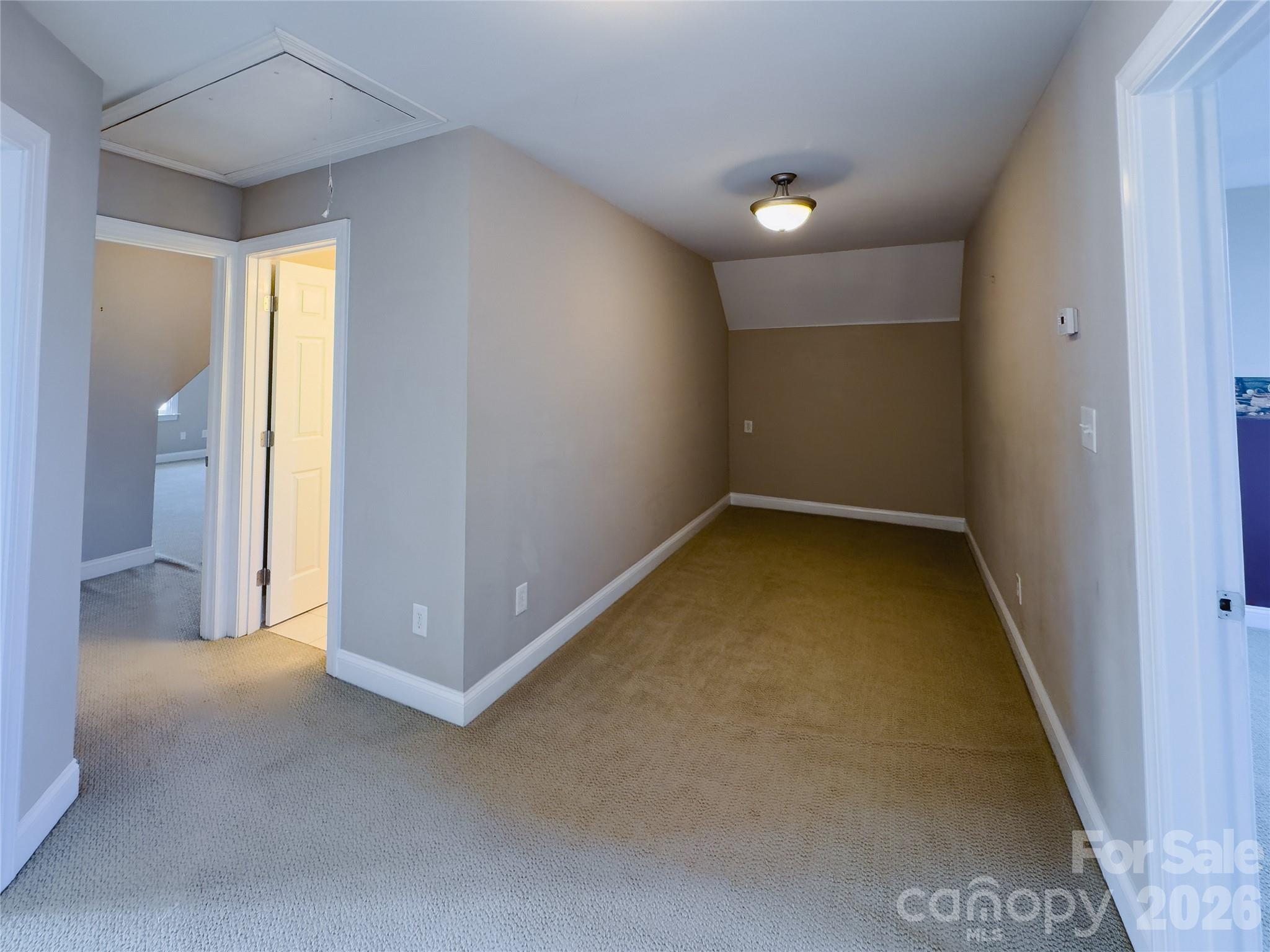 140 Hunters Hill Drive — Statesville