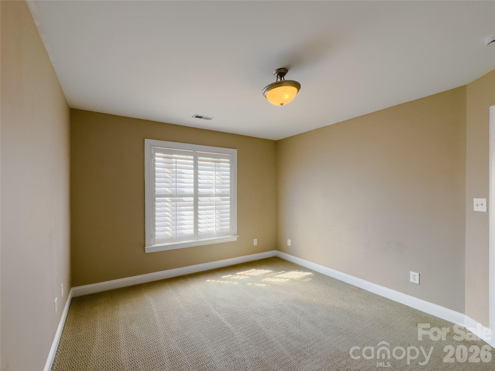 140 Hunters Hill Drive — Statesville